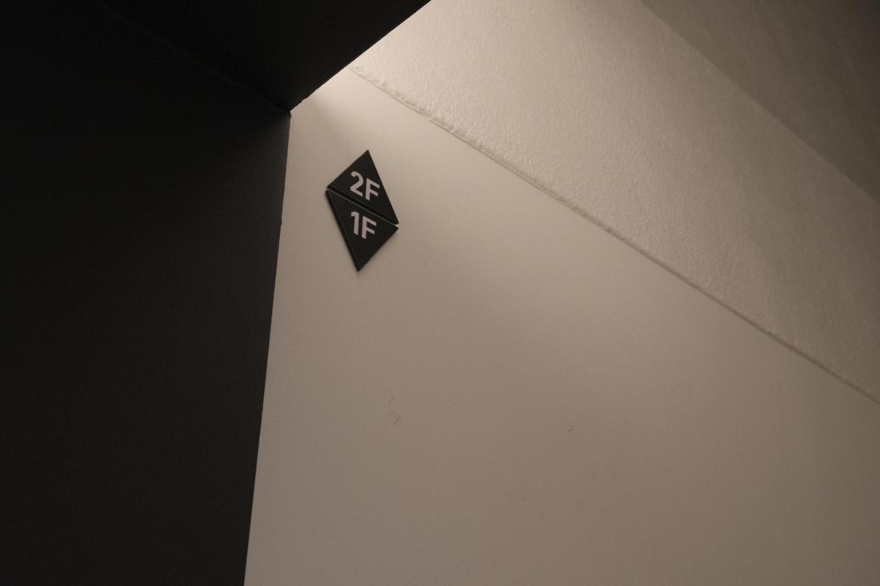 The Capsule Myeongdong Hostel Seoul Bagian luar foto