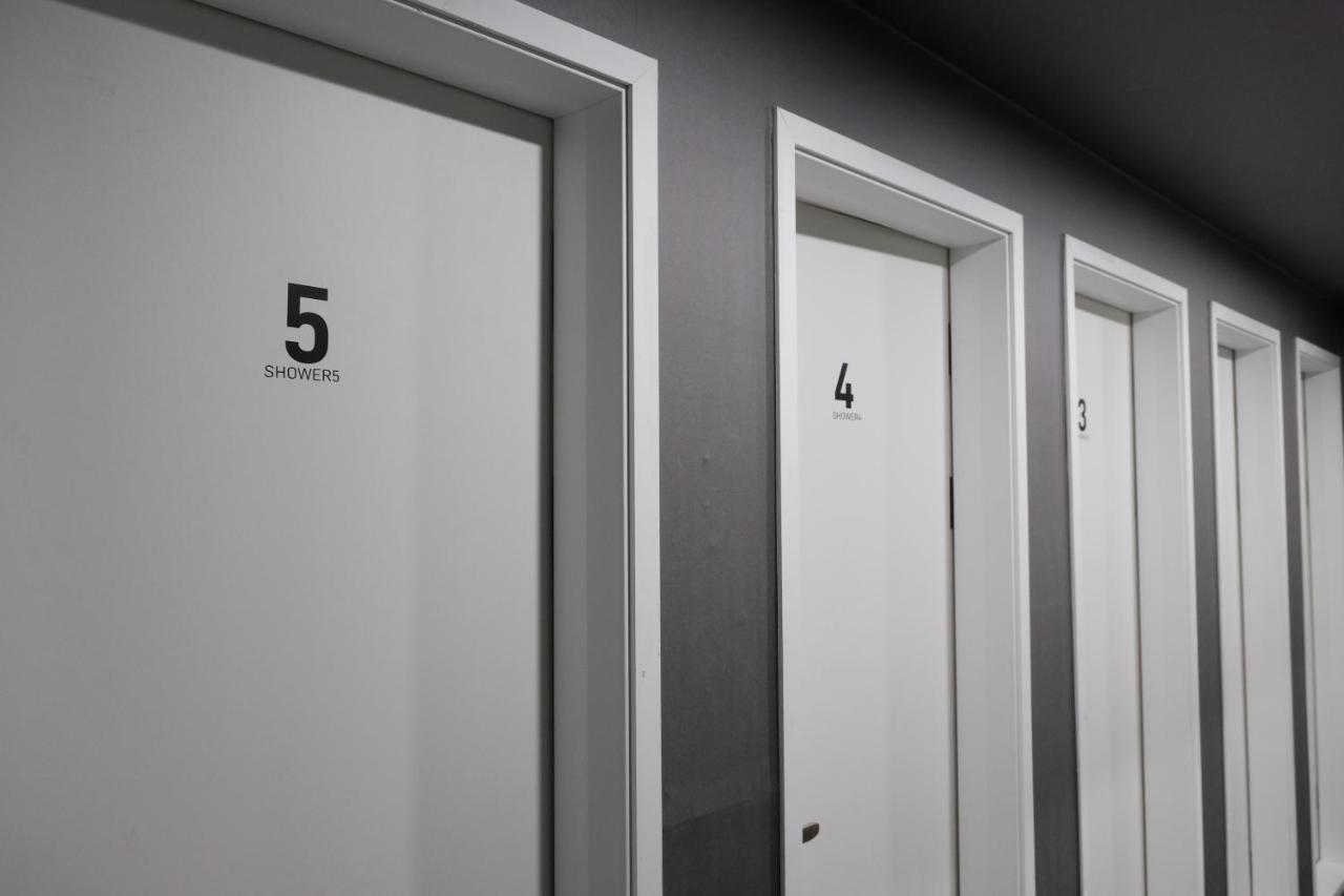 The Capsule Myeongdong Hostel Seoul Bagian luar foto